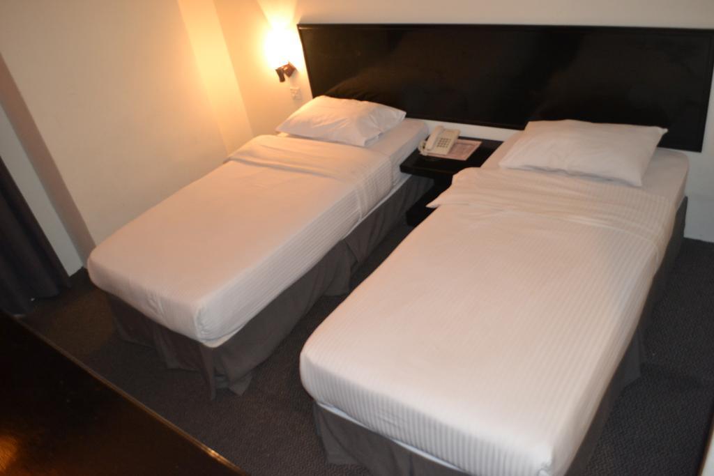 Hotel Sri Sutra - Bandar Sunway 3 เปอตาลิงจายา ภายนอก รูปภาพ