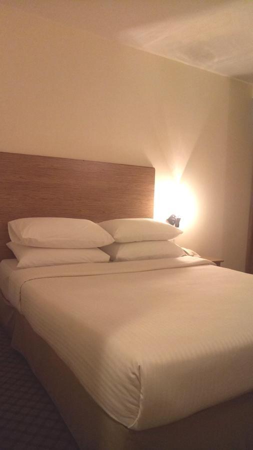 Hotel Sri Sutra - Bandar Sunway 3 เปอตาลิงจายา ภายนอก รูปภาพ