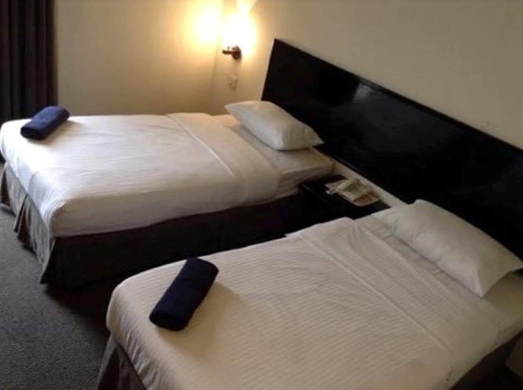 Hotel Sri Sutra - Bandar Sunway 3 เปอตาลิงจายา ภายนอก รูปภาพ